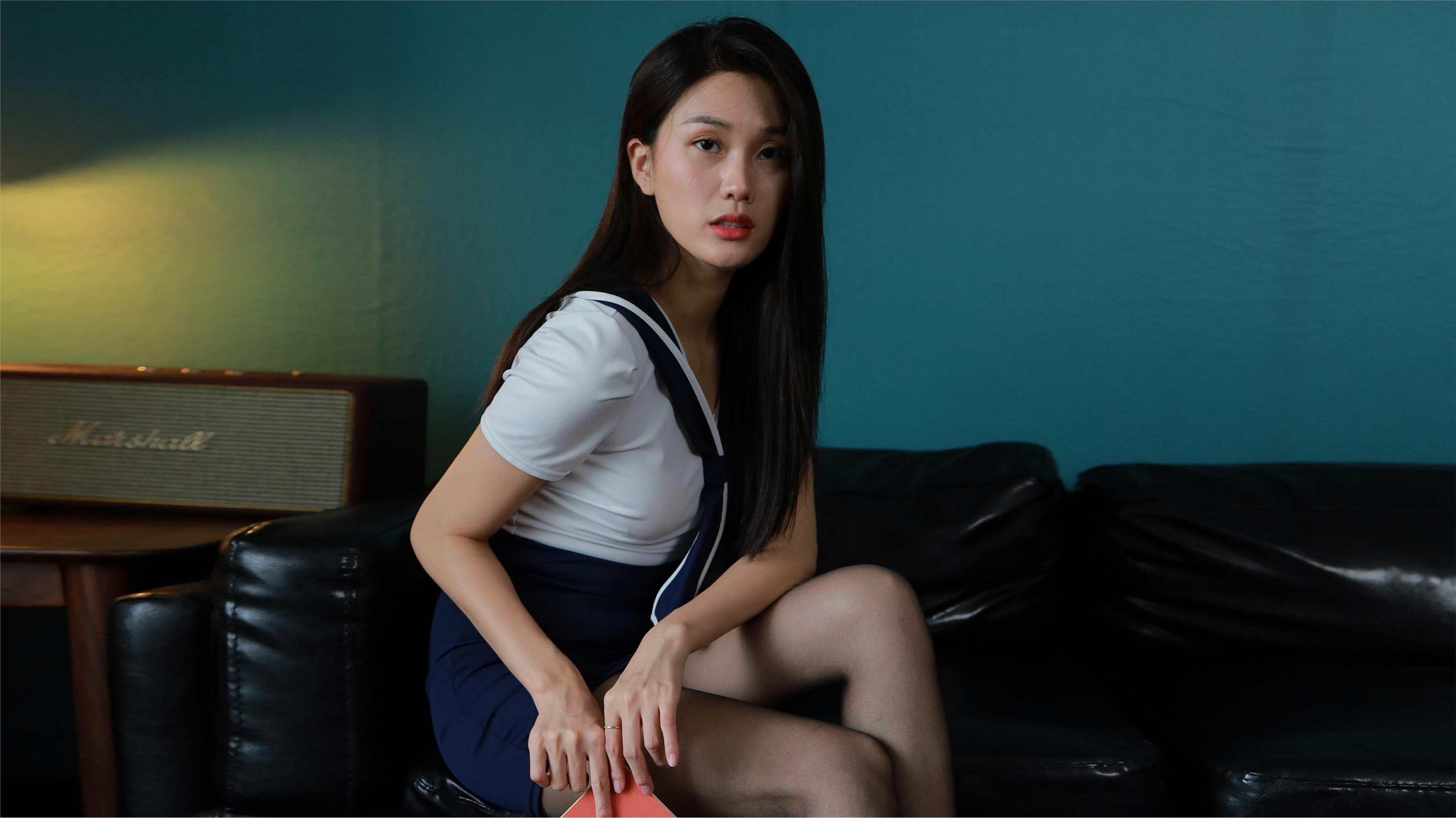 IESS异思趣向 - 模特：羽西《沙发上的黑丝》